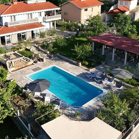 Апартаменти Pool House Maslina Мостар Екстер'єр фото